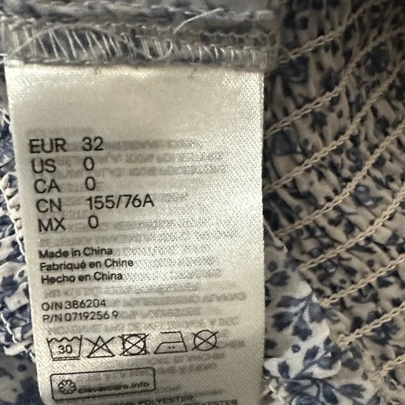 H&M Black and White Floral Blouse - Picture 5 of 6